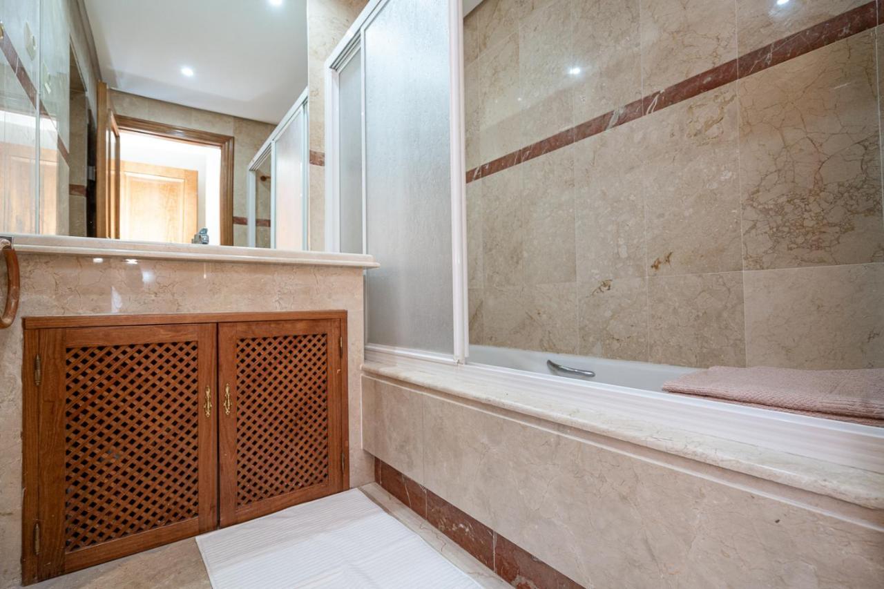 Costalita Beach Apartment เอสเตโปนา ภายนอก รูปภาพ